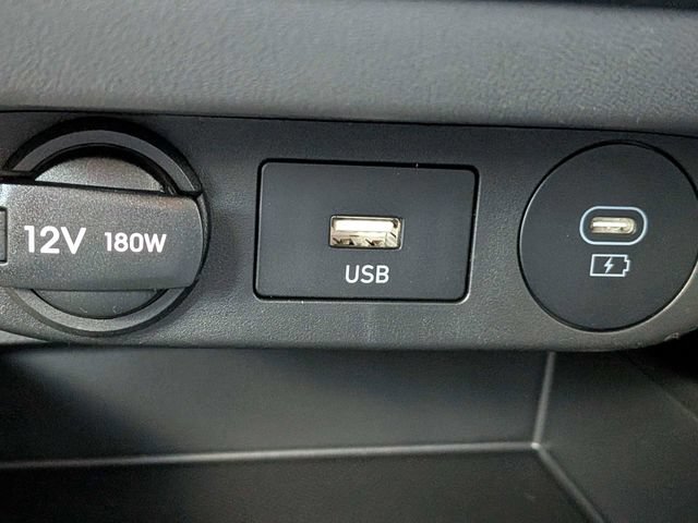 Used 2026 Hyundai Elantra SE FWD image 20