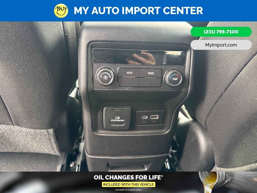 Used 2023 GMC Acadia SLE w/ Driver Convenience Package FWD image 26