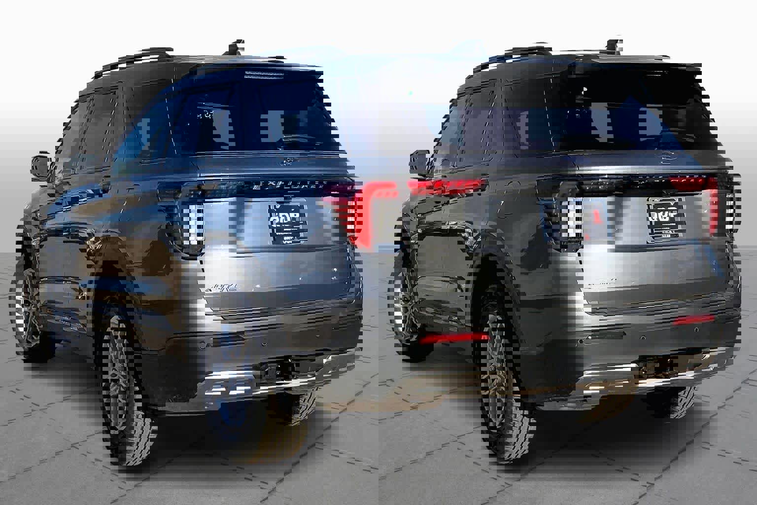 New 2026 Ford Explorer Active w/ Active Comfort Package image 12