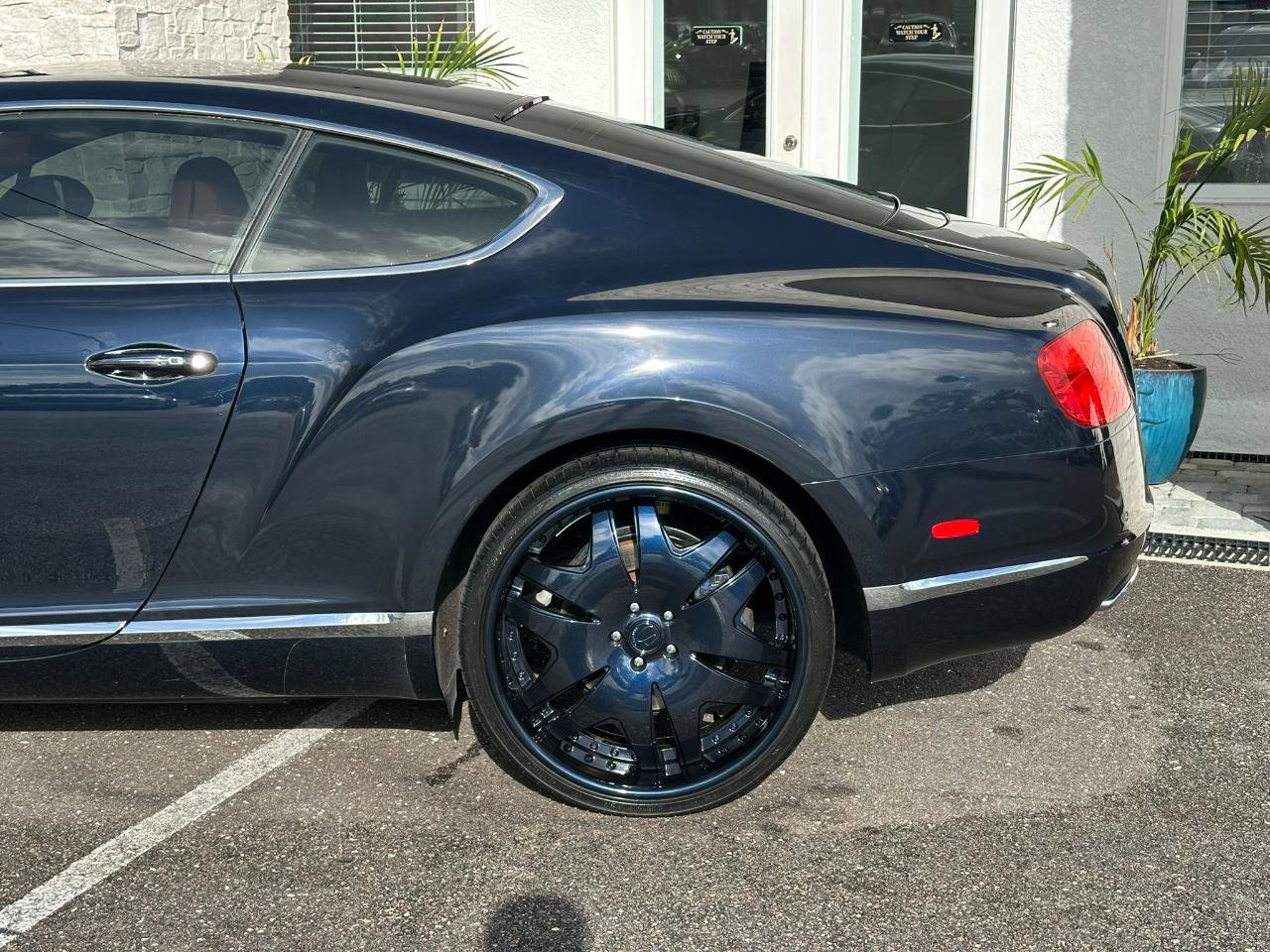 Used 2012 Bentley Continental GT AWD/4WD image 10