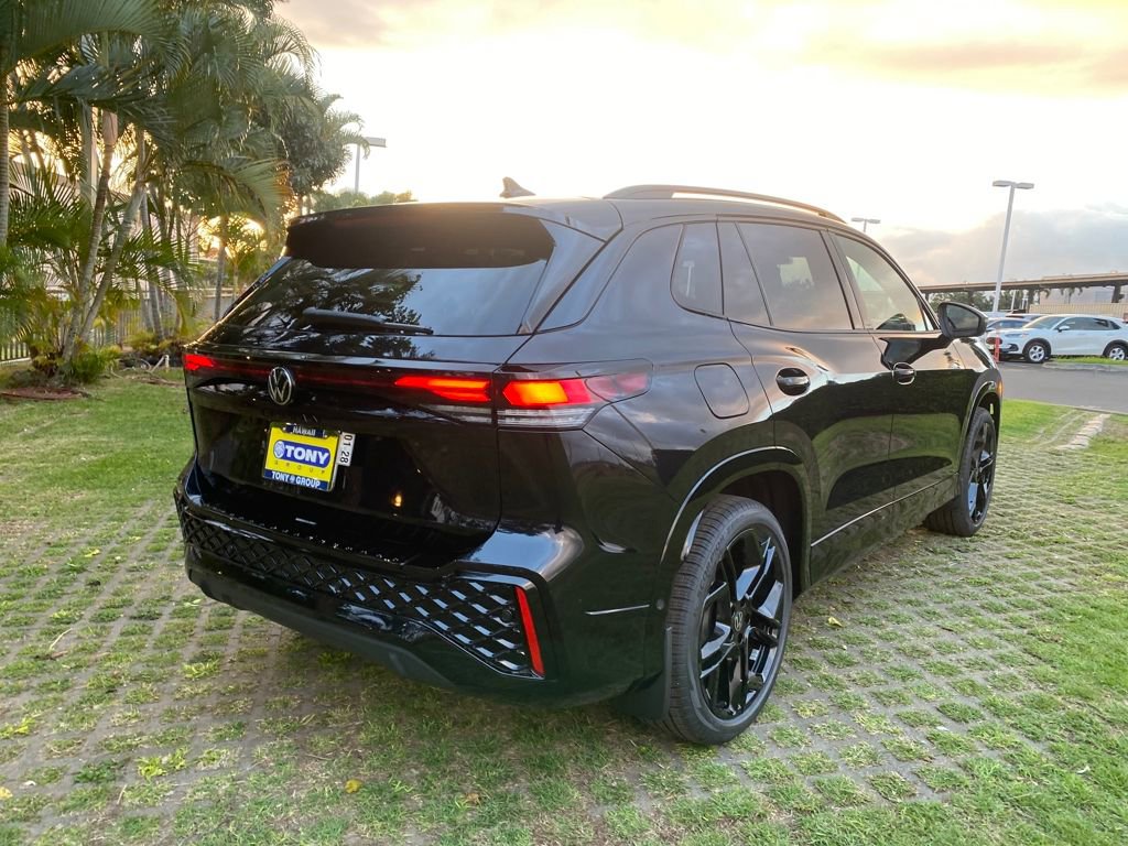 New 2026 Volkswagen Tiguan SE R-Line FWD image 25