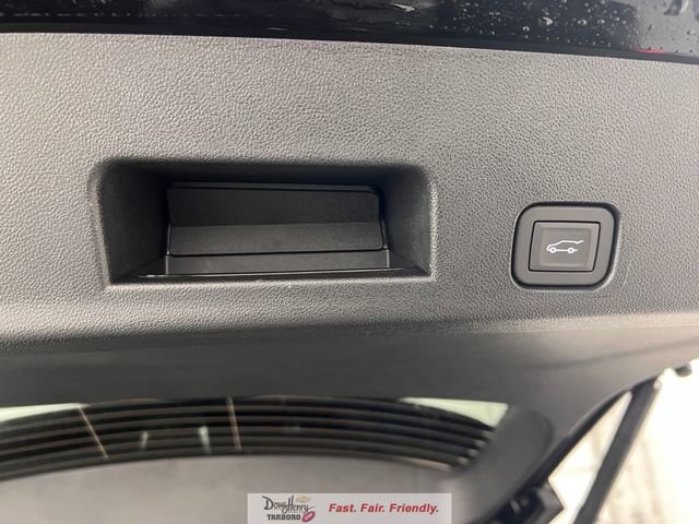 New 2026 Chevrolet Traverse RS w/ LPO, Floor Liner Package image 38