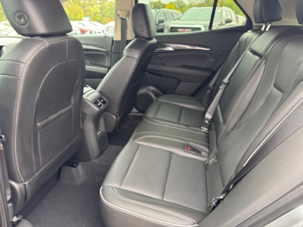 Used 2023 Buick Envision Essence AWD/4WD image 33