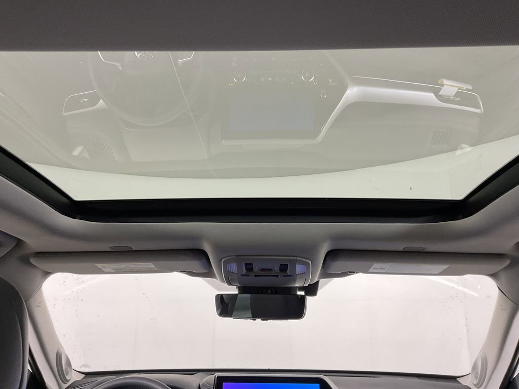 New 2026 Toyota Highlander Platinum image 14