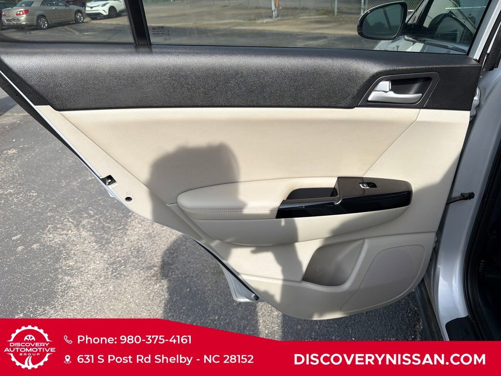 Used 2020 Kia Sportage EX image 26