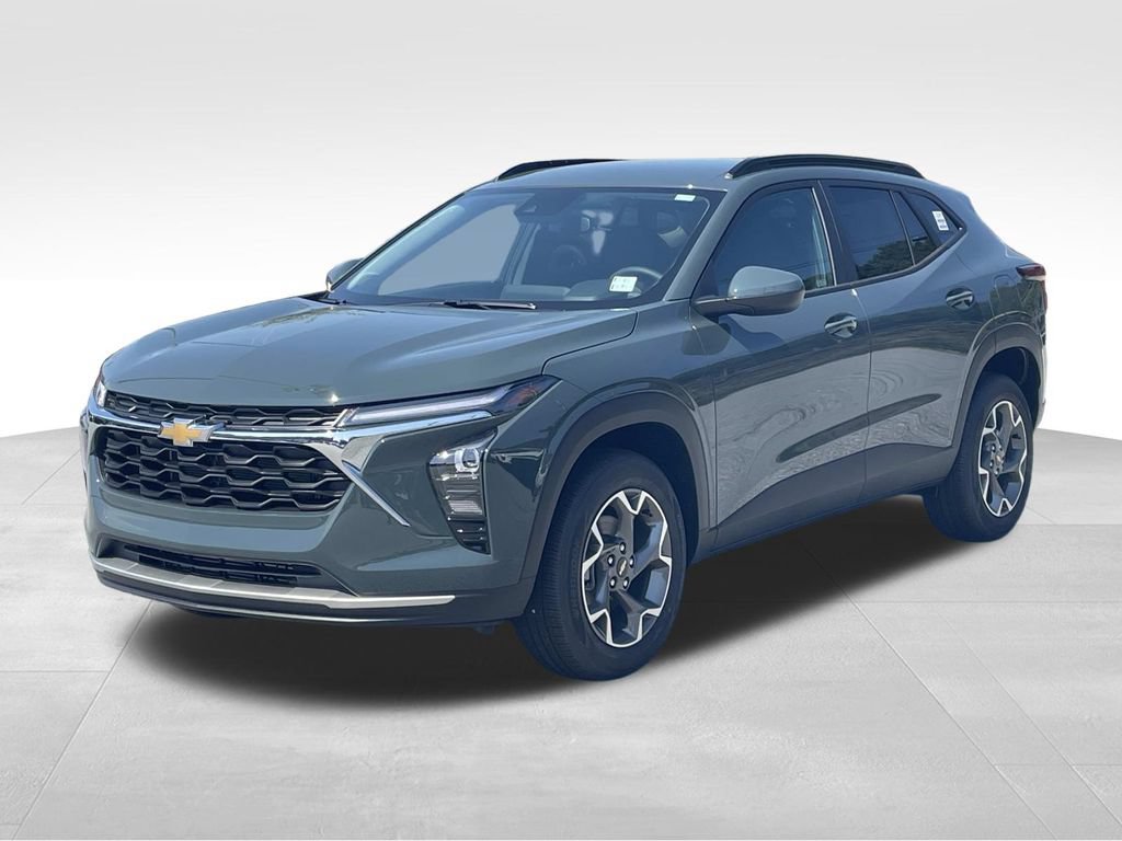 New 2026 Chevrolet Trax LT w/ Driver Confidence Package FWD image 7