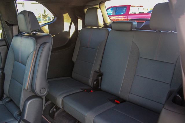 Used 2024 GMC Acadia AT4 image 14