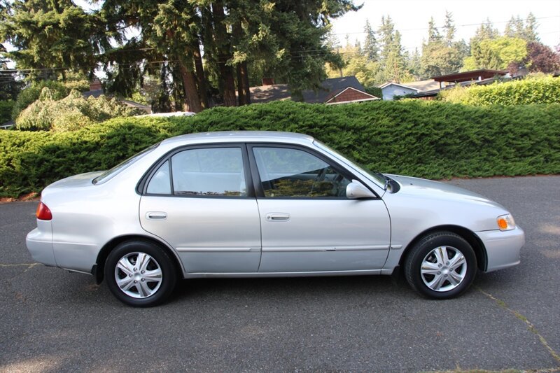 Used 2002 Toyota Corolla LE FWD image 11