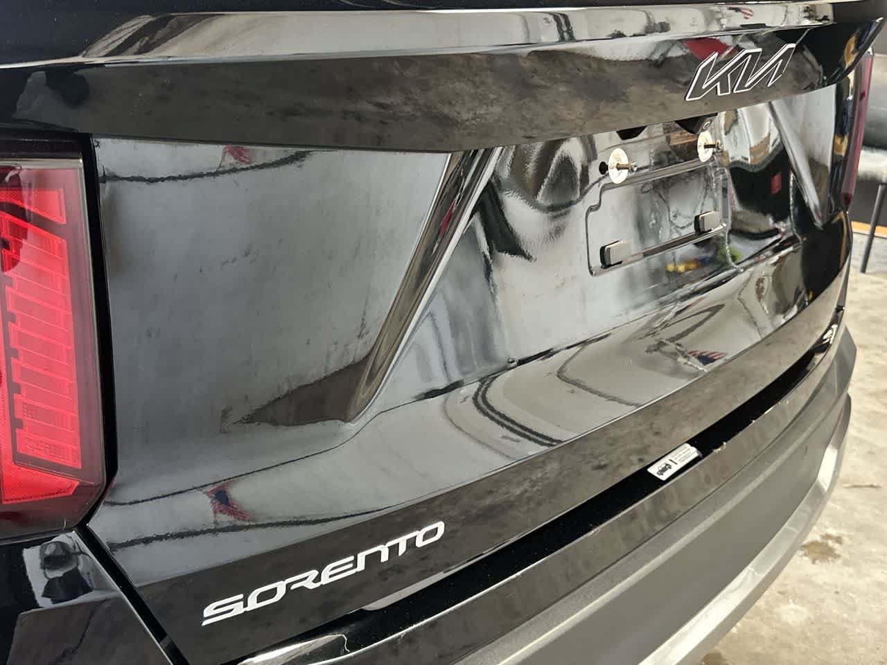 Used 2024 Kia Sorento EX w/ Panoramic Sunroof Package FWD image 10
