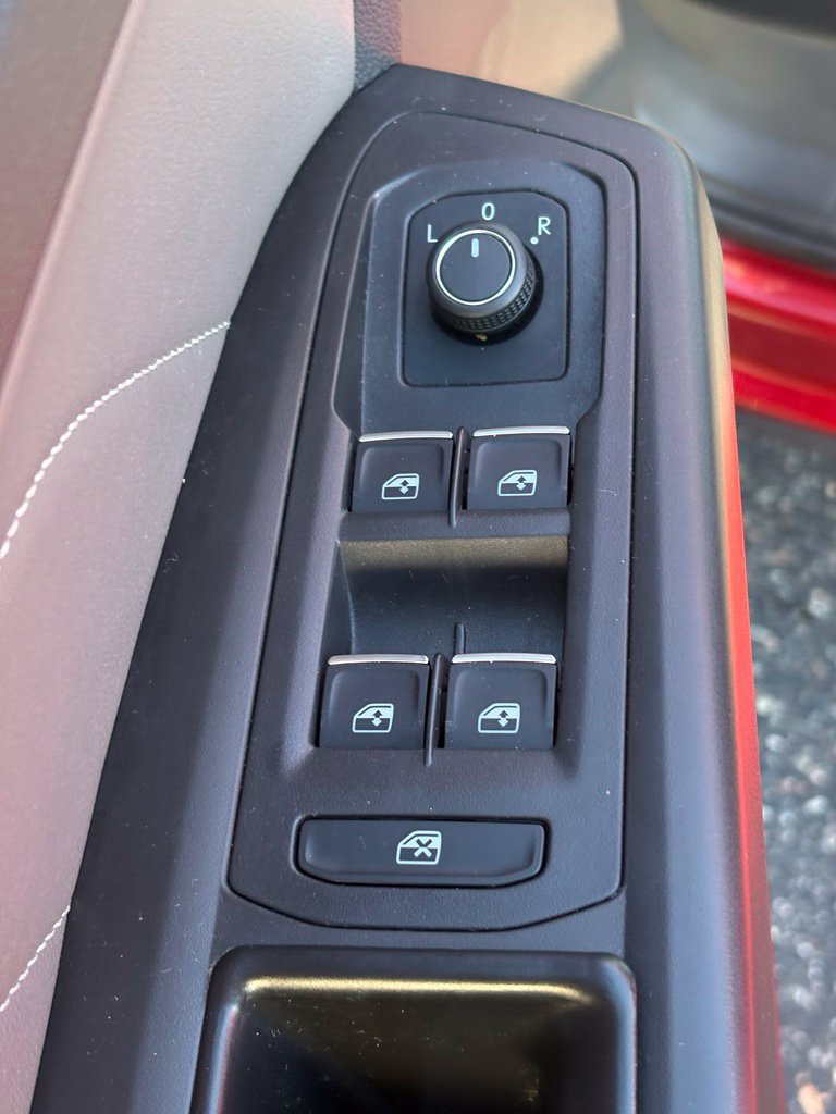 Used 2022 Volkswagen Atlas SE AWD/4WD image 7