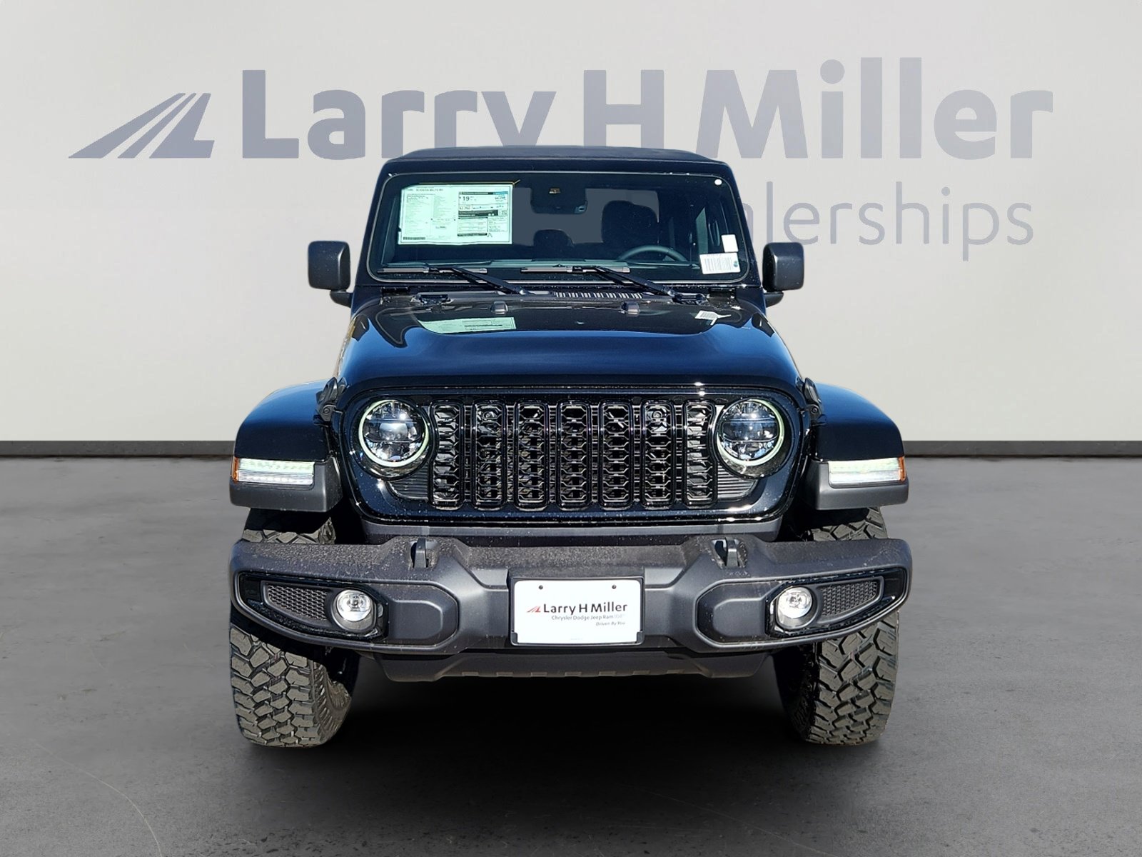 New 2025 Jeep Gladiator Willys AWD/4WD image 9