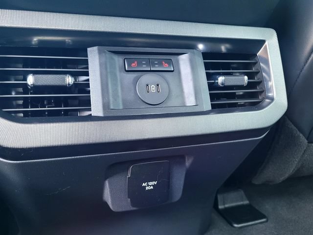 Certified 2026 Ford F350 Platinum AWD/4WD image 14