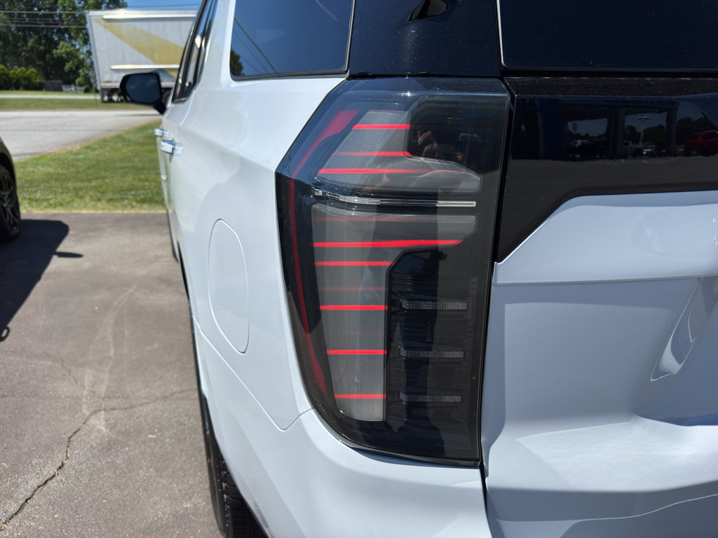 New 2026 Chevrolet Tahoe High Country AWD/4WD image 15