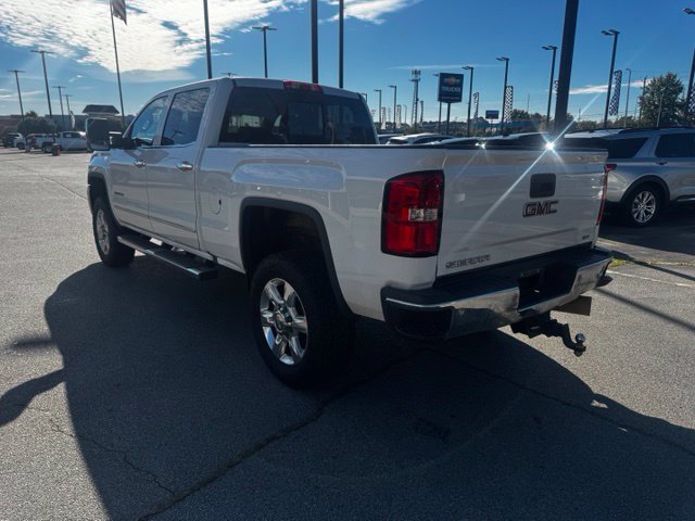 Used 2017 GMC Sierra 2500 SLT w/ Duramax Plus Package AWD/4WD image 7