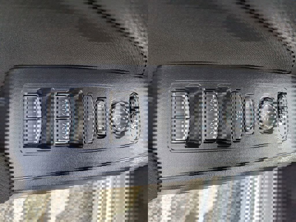 Used 2023 Honda Civic Sport image 14