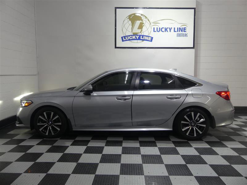 Used 2023 Honda Civic EX image 7