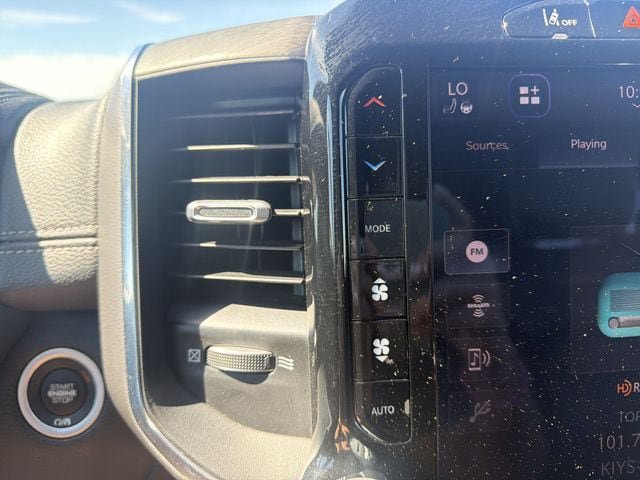 Used 2025 RAM 1500 Laramie AWD/4WD image 30