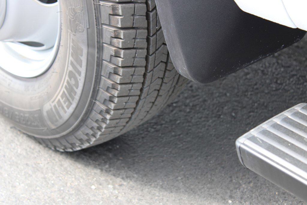 Used 2024 Chevrolet Silverado 3500 W/T w/ Snow Plow Prep Package image 31