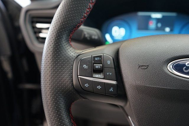 Used 2023 Ford Escape ST-Line Select w/ Tech Pack #2 image 33