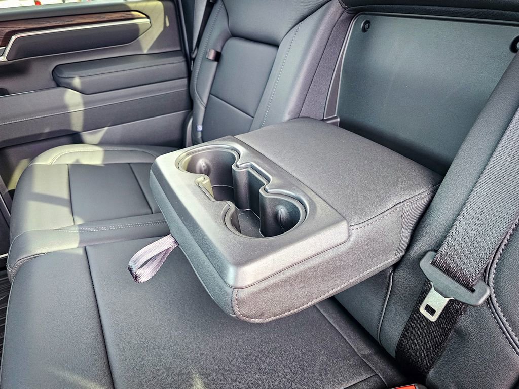 New 2026 GMC Sierra 2500 SLT w/ Max Trailering Package image 36