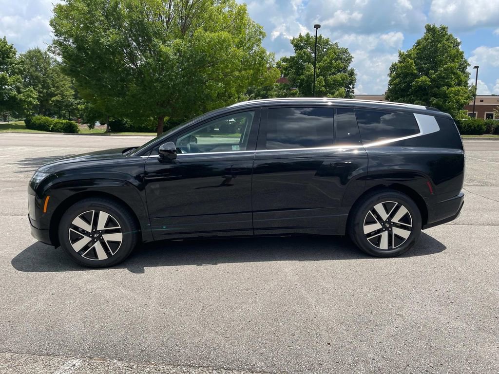 New 2026 Hyundai Ioniq 9 SEL image 4