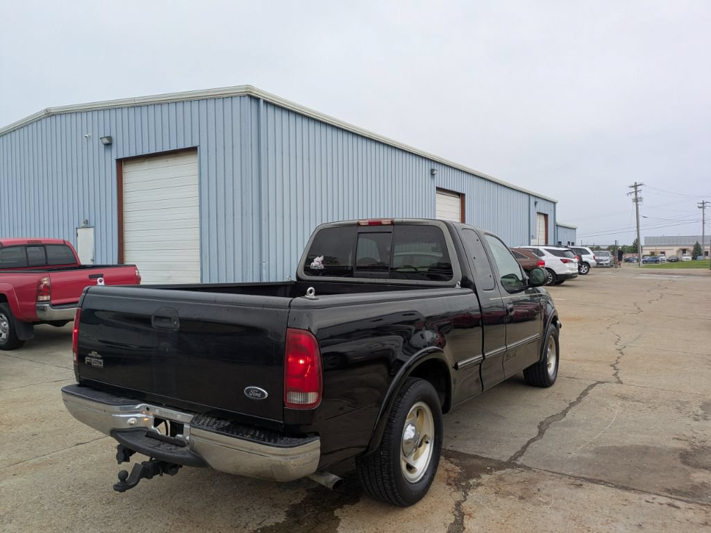 Used 1998 Ford F150 XLT RWD image 5