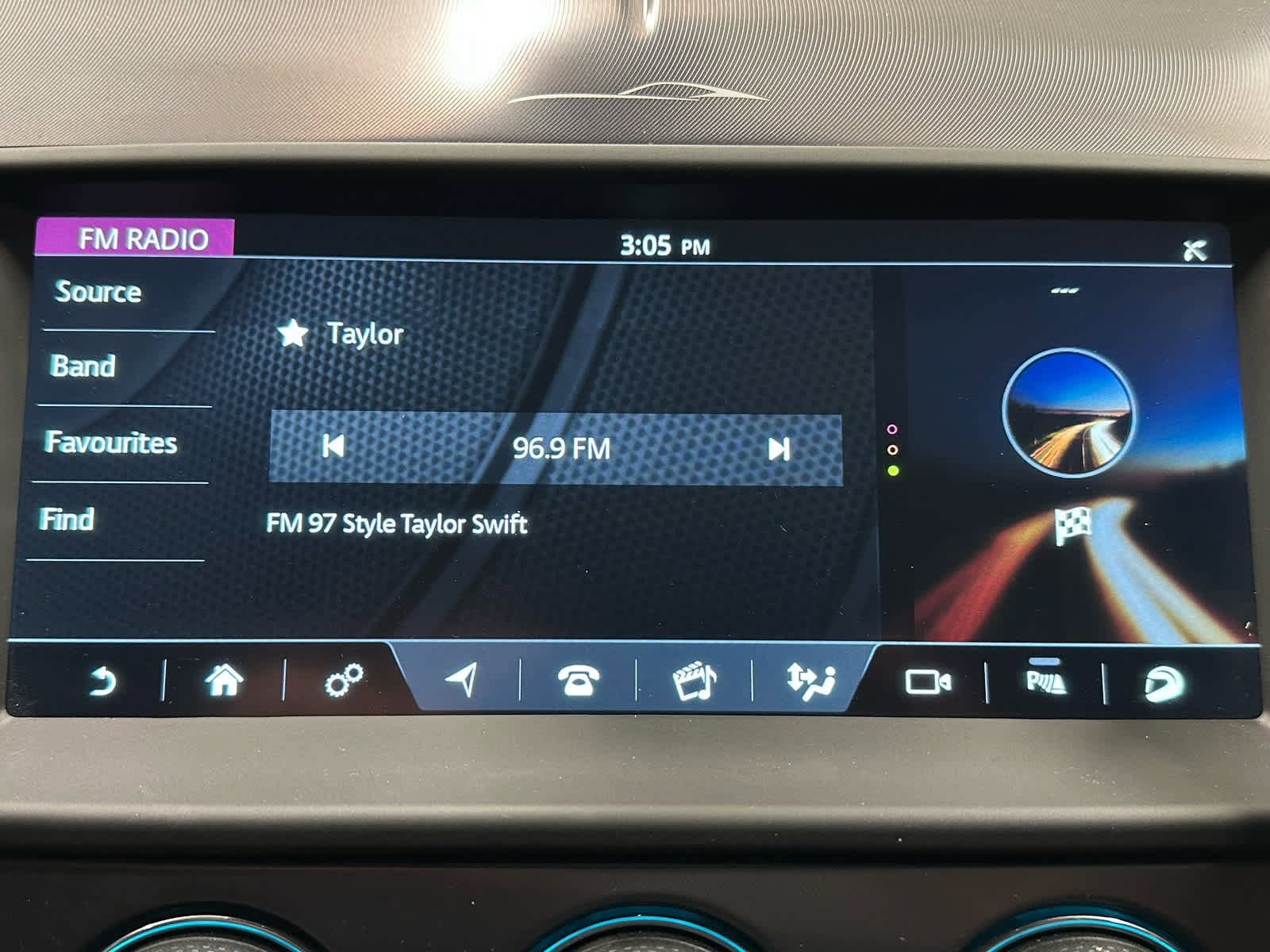 Used 2024 Jaguar F-TYPE R image 35