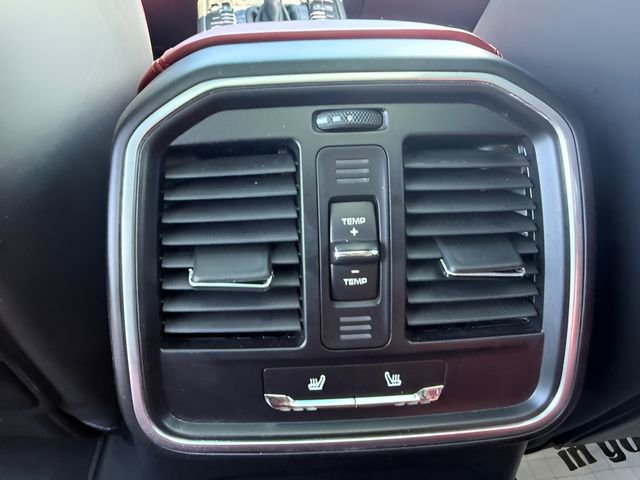 Used 2019 Porsche Macan S w/ Premium Package Plus image 14