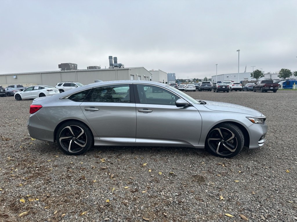 Used 2019 Honda Accord Sport image 11