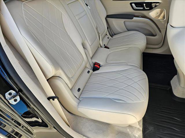 Used 2023 Mercedes-Benz EQS 580 4MATIC SUV image 19
