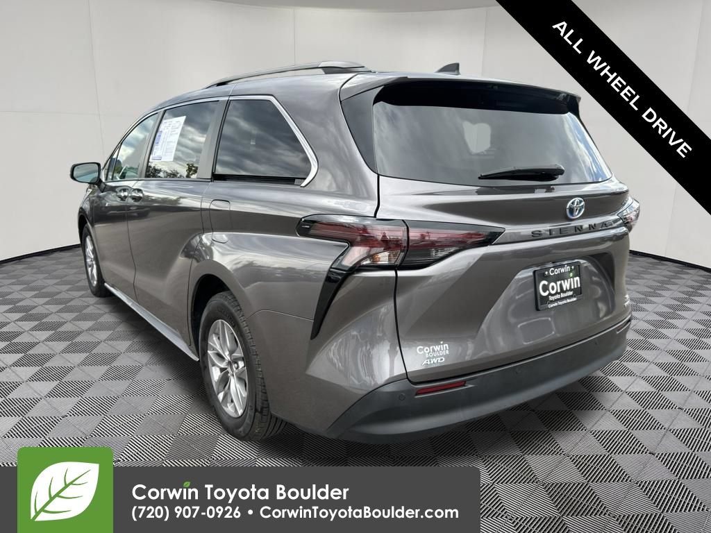 Used 2023 Toyota Sienna XLE w/ XLE Plus Package AWD/4WD image 5