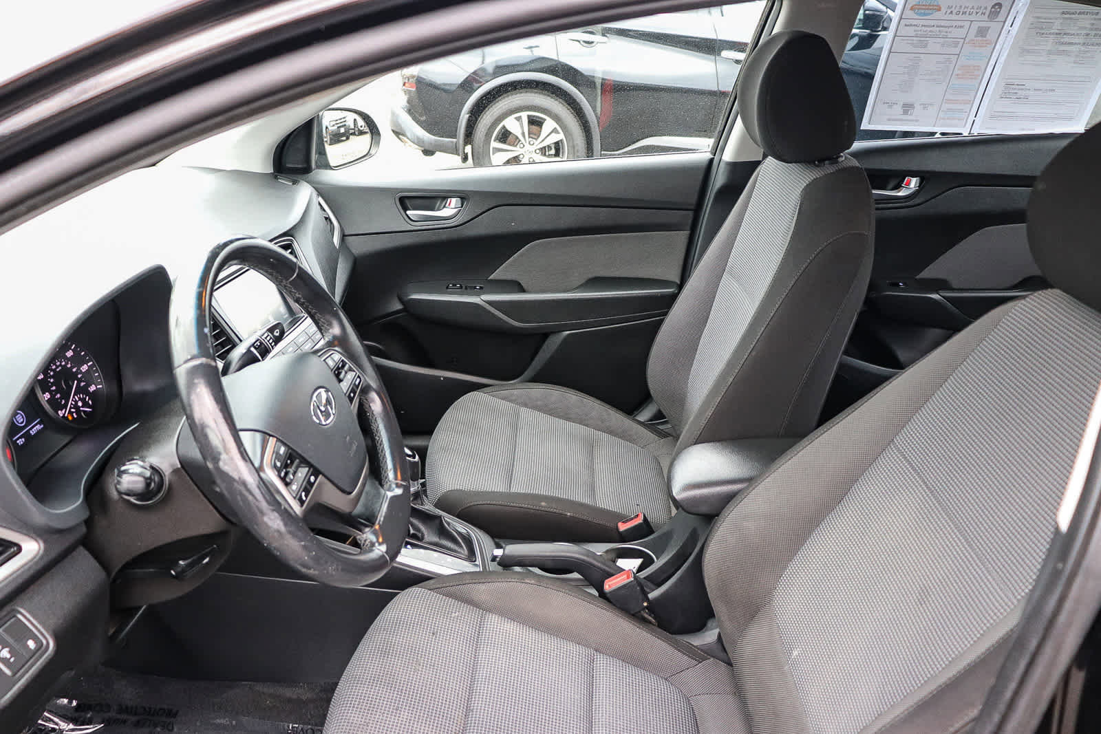 Used 2018 Hyundai Accent Limited image 18