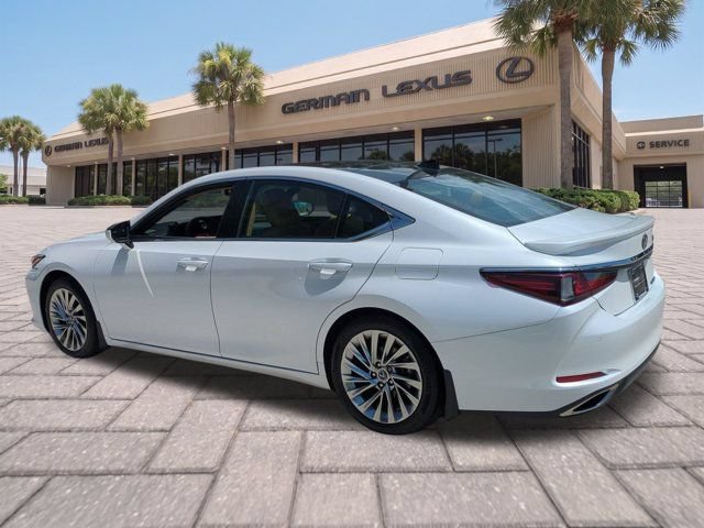 Certified 2022 Lexus ES 350 Ultra Luxury w/ Accessory Package 2 FWD image 6
