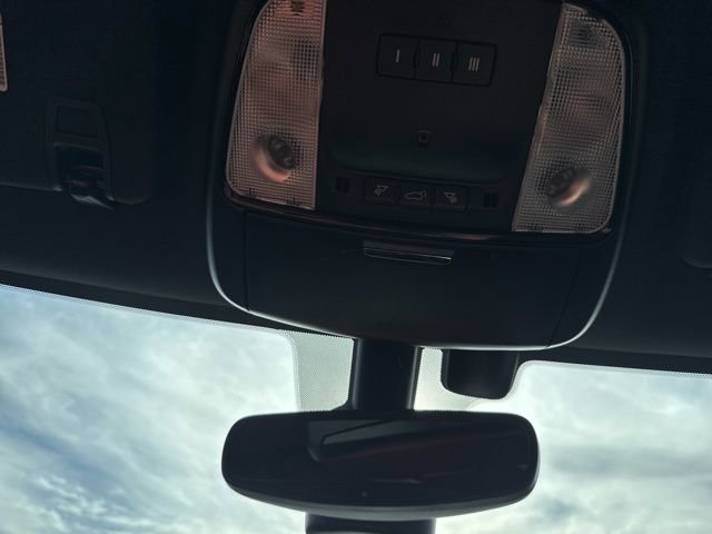 Used 2023 Dodge Durango GT image 38