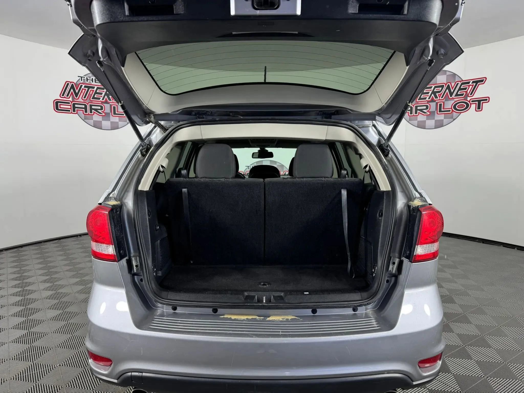 Used 2018 Dodge Journey SXT w/ Blacktop Package image 26