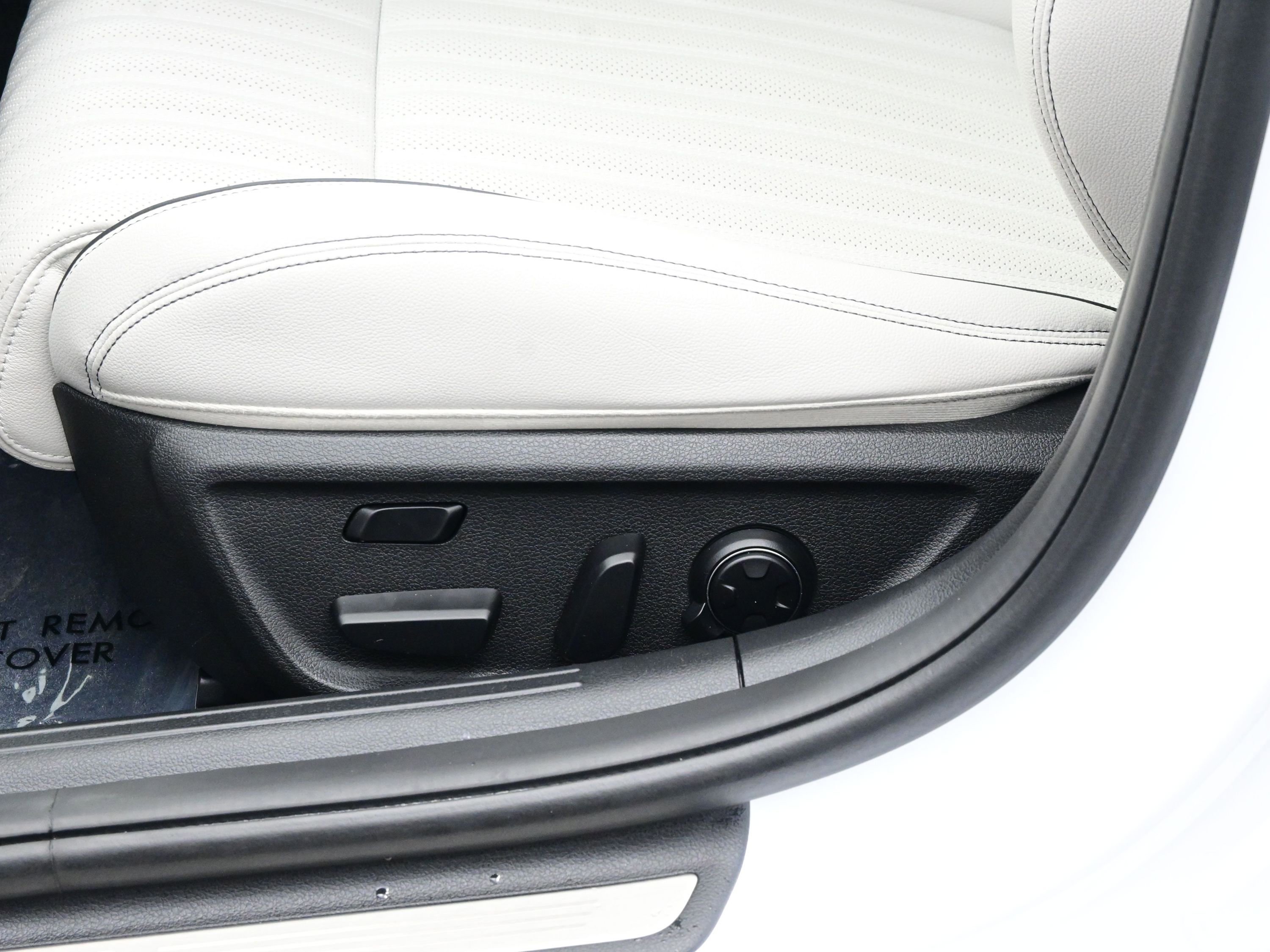 Certified 2026 Genesis G70 3.3T Sport Prestige image 11