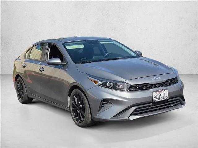Used 2022 Kia Forte LXS FWD image 3
