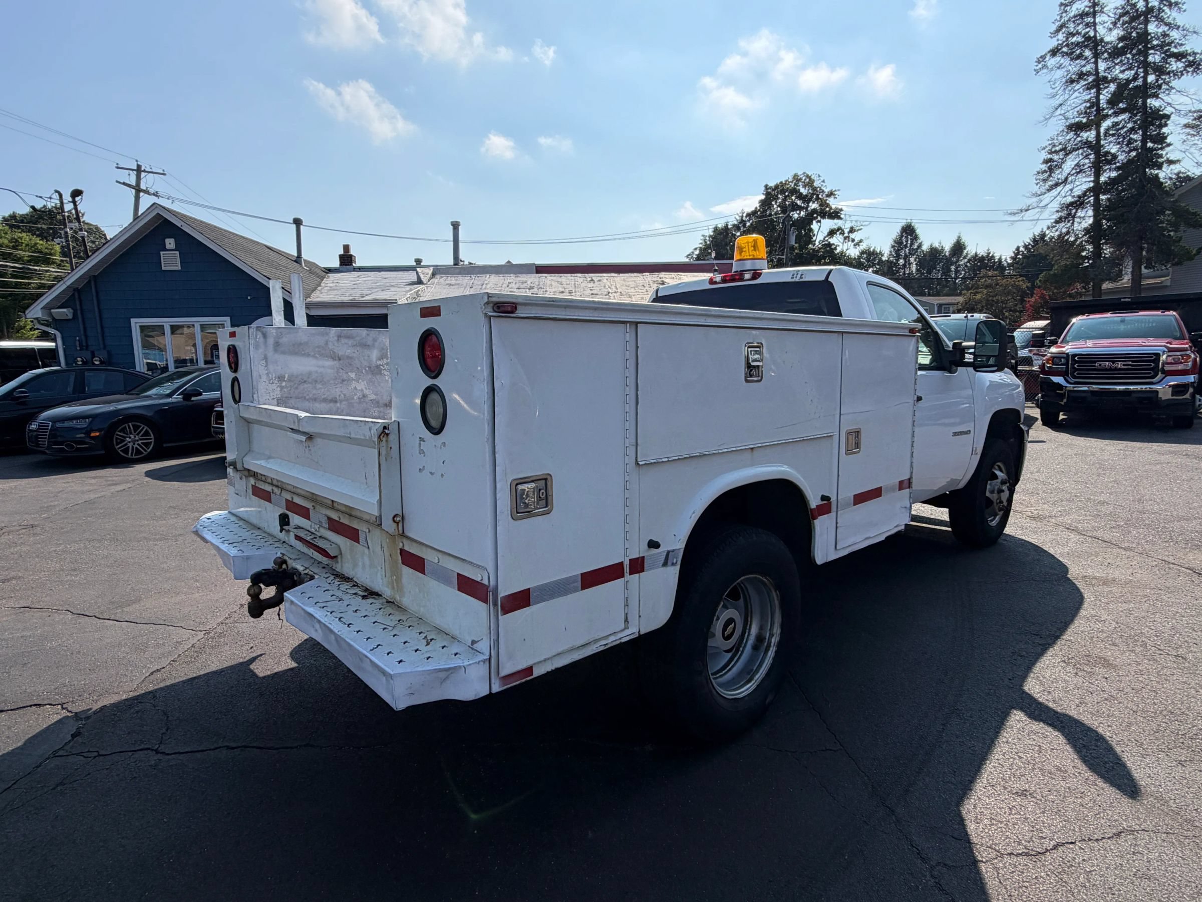 Used 2011 Chevrolet Silverado 3500 W/T AWD/4WD image 6