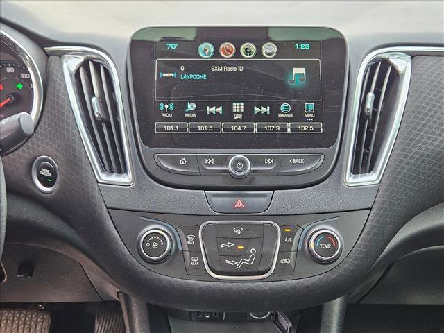 Used 2018 Chevrolet Malibu LT image 26