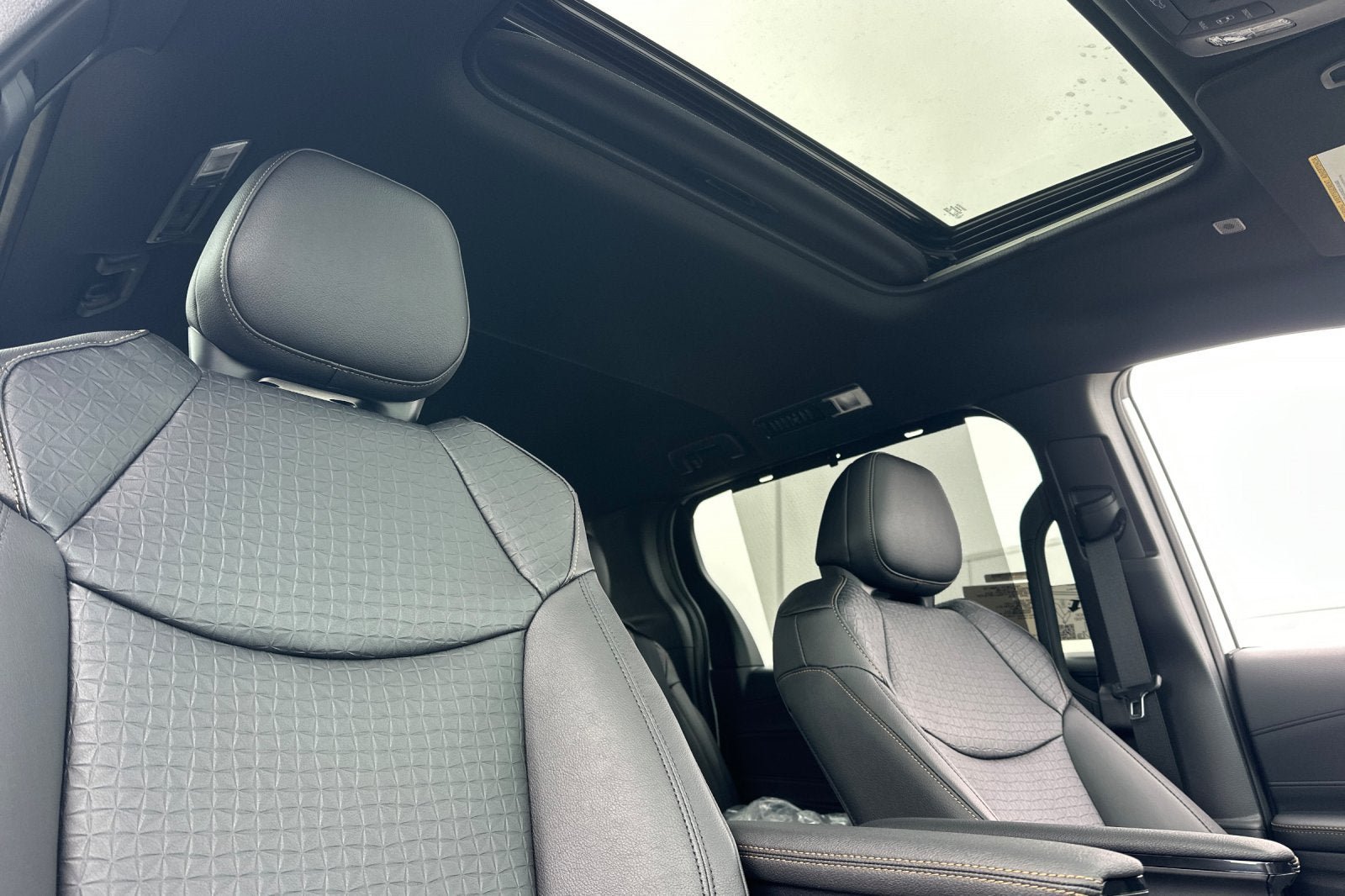 New 2026 Toyota Sienna XLE Woodland Edition AWD/4WD image 19