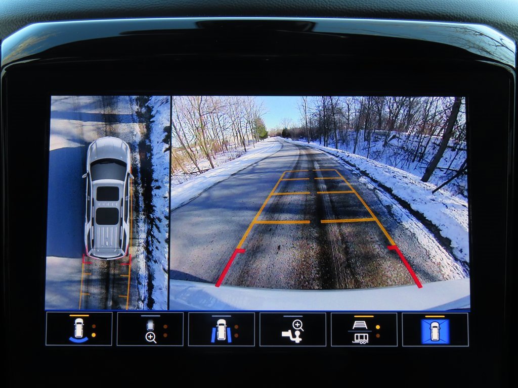 Certified 2022 Chevrolet Traverse High Country w/ LPO, Floor Liner Package image 6