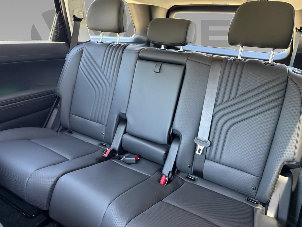 New 2026 Hyundai Palisade SEL Premium FWD image 4