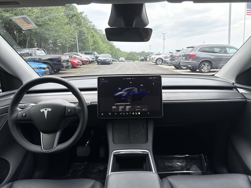 Used 2024 Tesla Model Y Long Range AWD/4WD image 23
