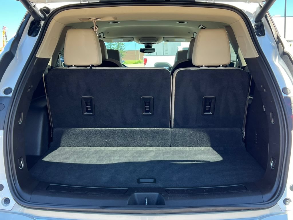 Used 2019 Buick Enclave Premium w/ Trailering Package, 5000 lbs. AWD/4WD image 38