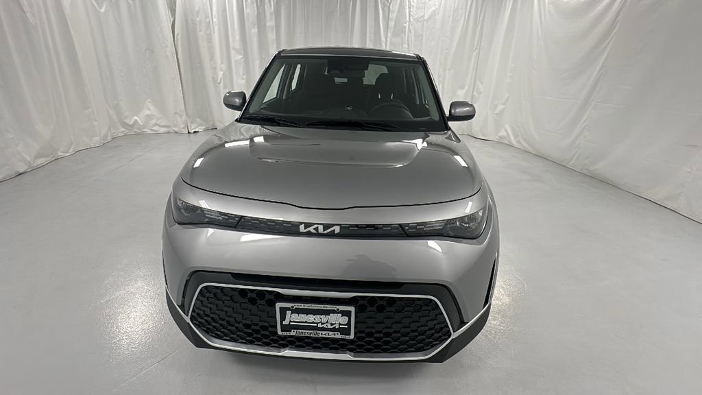 New 2025 Kia Soul LX image 8