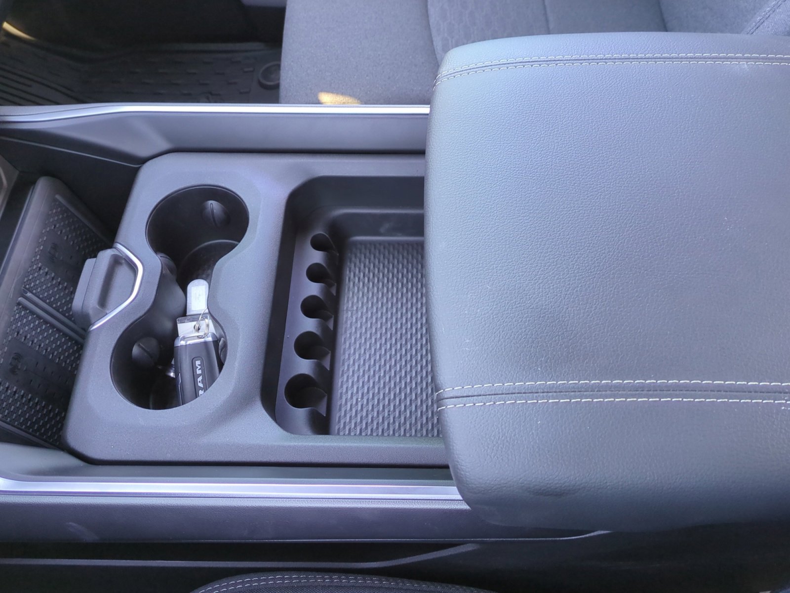 New 2025 RAM 3500 Big Horn image 15