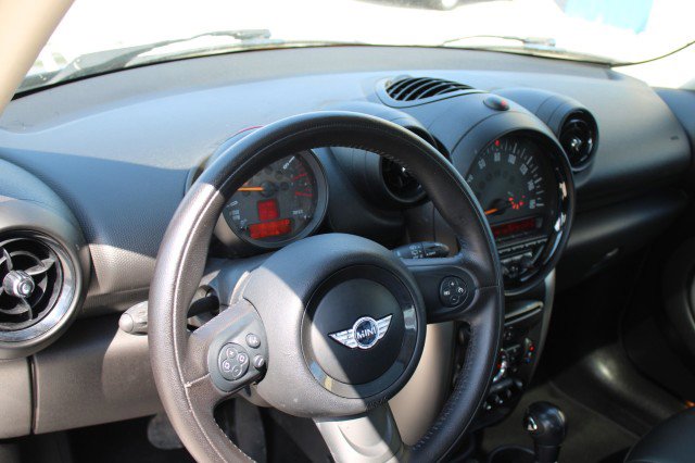 Used 2016 MINI Cooper Countryman FWD image 10