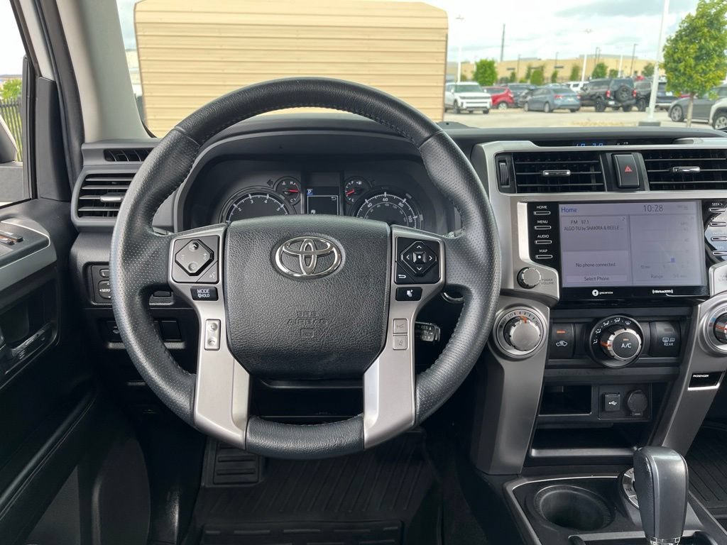 Used 2021 Toyota 4Runner SR5 AWD/4WD image 17