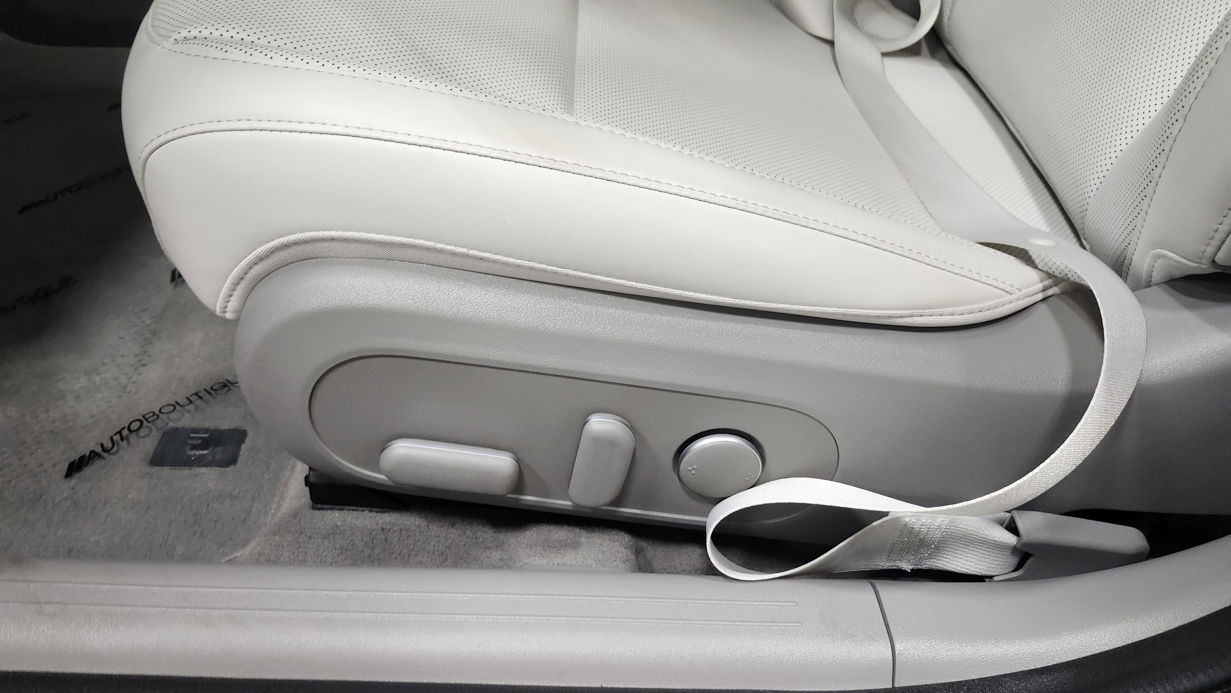 Used 2023 Hyundai Ioniq 6 SEL image 28