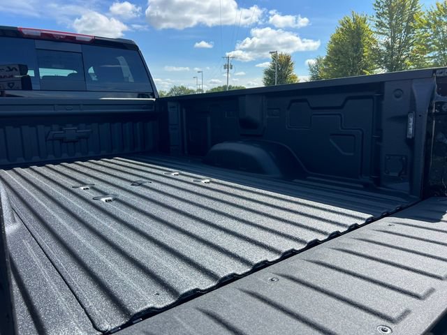 New 2026 Chevrolet Silverado 3500 High Country w/ Technology Package AWD/4WD image 9